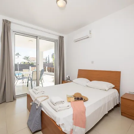 Villa Coral Bay 7 Peyia